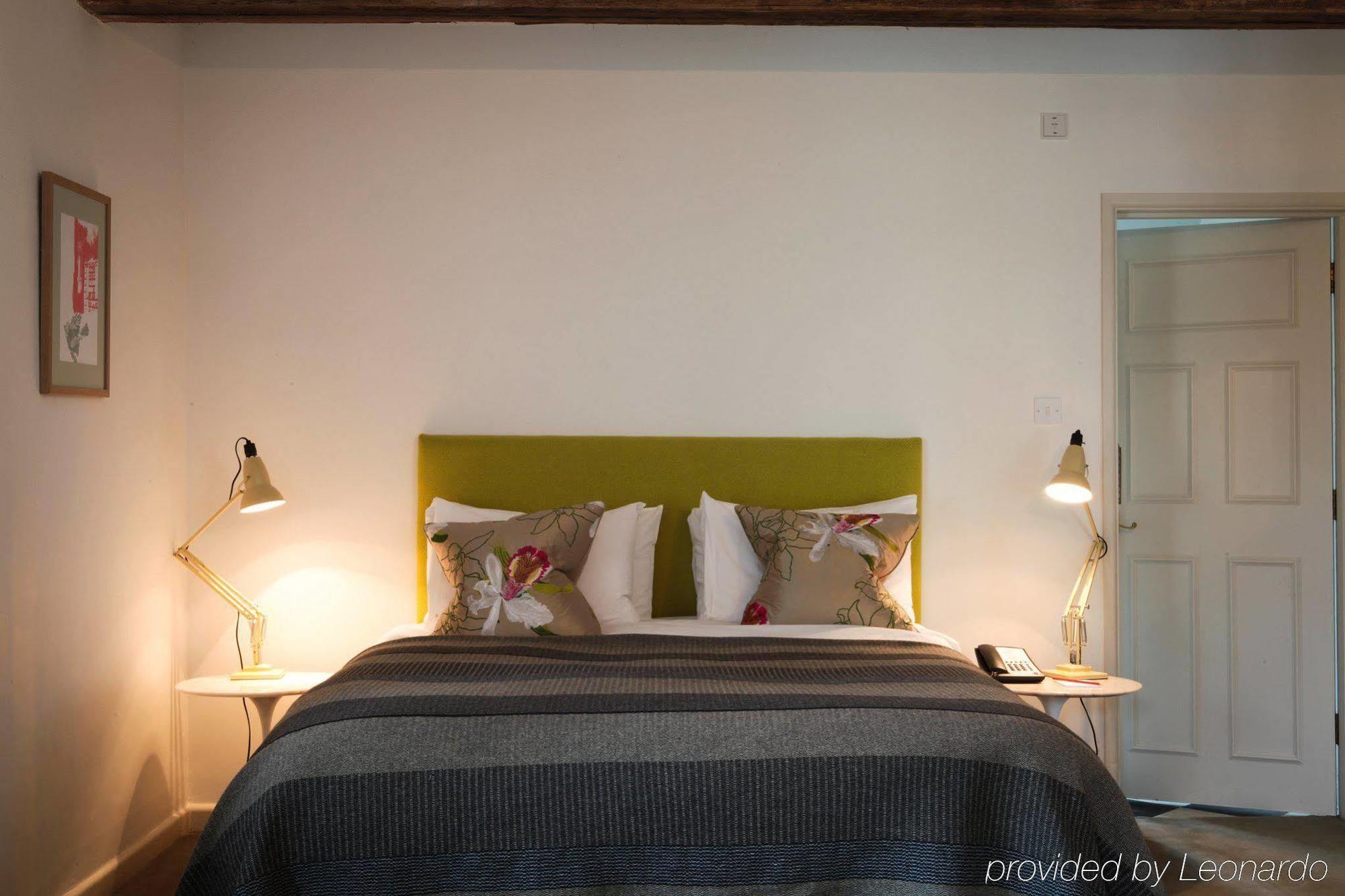 Hall 4* Fowey